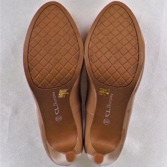 CL BY LAUNDRY size 8.5 nude/taupe faux-patent-leather high-heel pumps all synth. - Picture 13 of 16